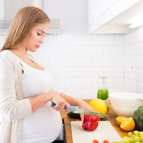 Беременность и вегетарианство: как не навредить малышу