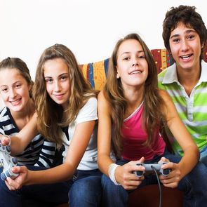 ВИДЕО: как сделать компьютерные игры полезными для детей