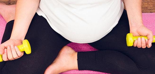 Как облегчить боль при родах:  курс упражнений