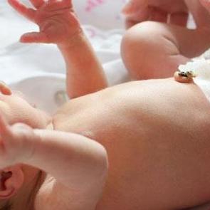 Пупочная ранка у новорождённого: уход и профилактика
