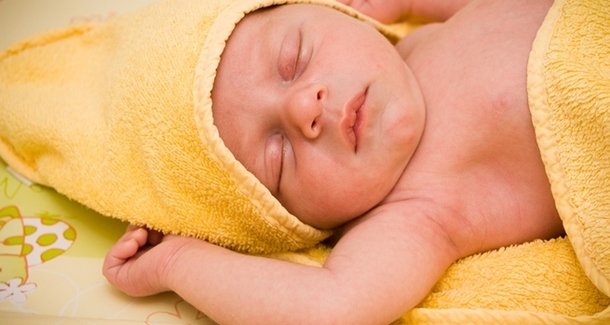 Чем опасен высокий уровень билирубина у новорождённых?