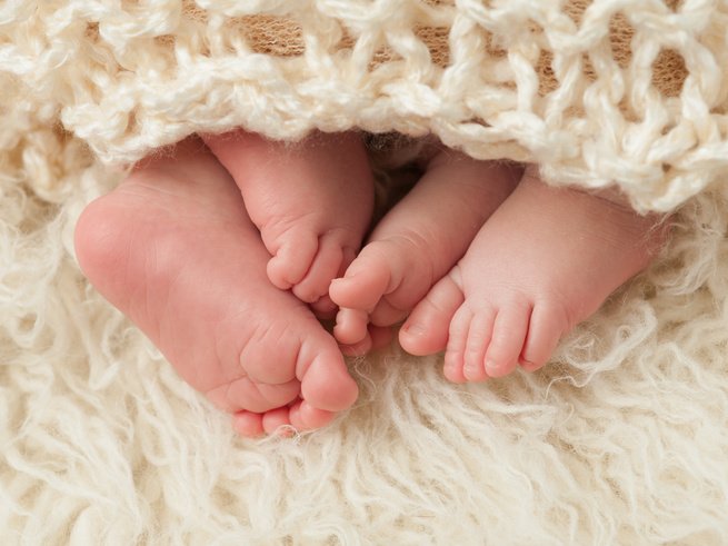 Американка родила близнецов с разницей в 38 дней