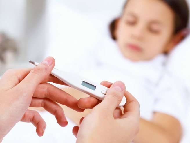 Как проявляется пневмония у детей: признаки и симптомы
