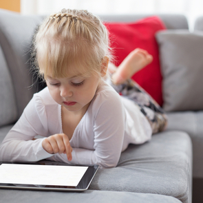 Топ-5 мобильных приложений для обучения ребёнка чтению