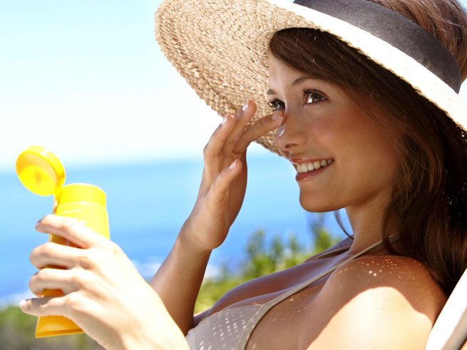 Солнцезащитные средства предотвращают появление меланомы