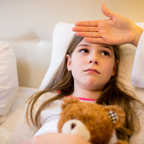 6 ошибок родителей при лечении простуды у ребенка