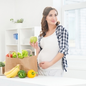Селёдка с извёсткой: о чём говорят вкусы беременных?