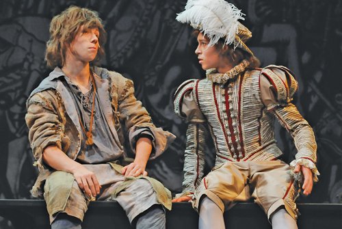 Знаменитый спектакль «Принц и нищий» покажут  в «Балтийском доме»